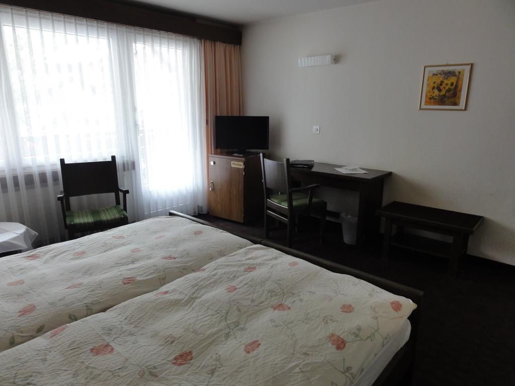 Hotel City เซอร์แมท ภายนอก รูปภาพ